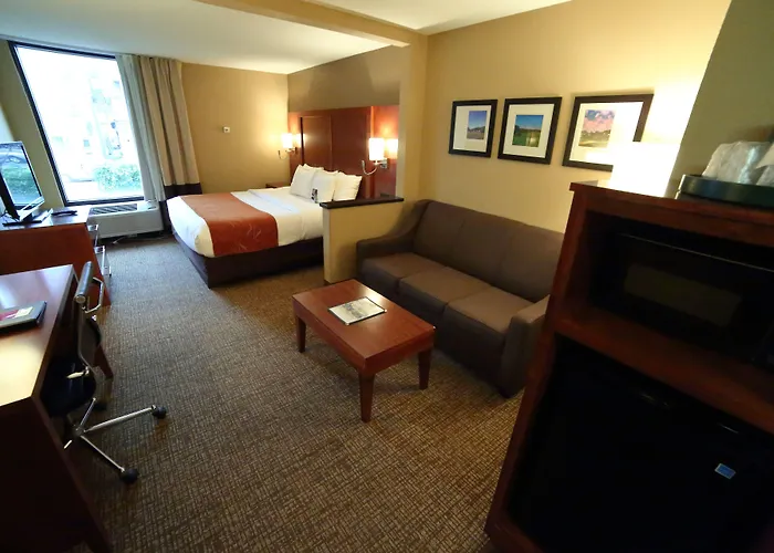 Comfort Suites Bethlehem Near Lehigh University And Lvi Airport